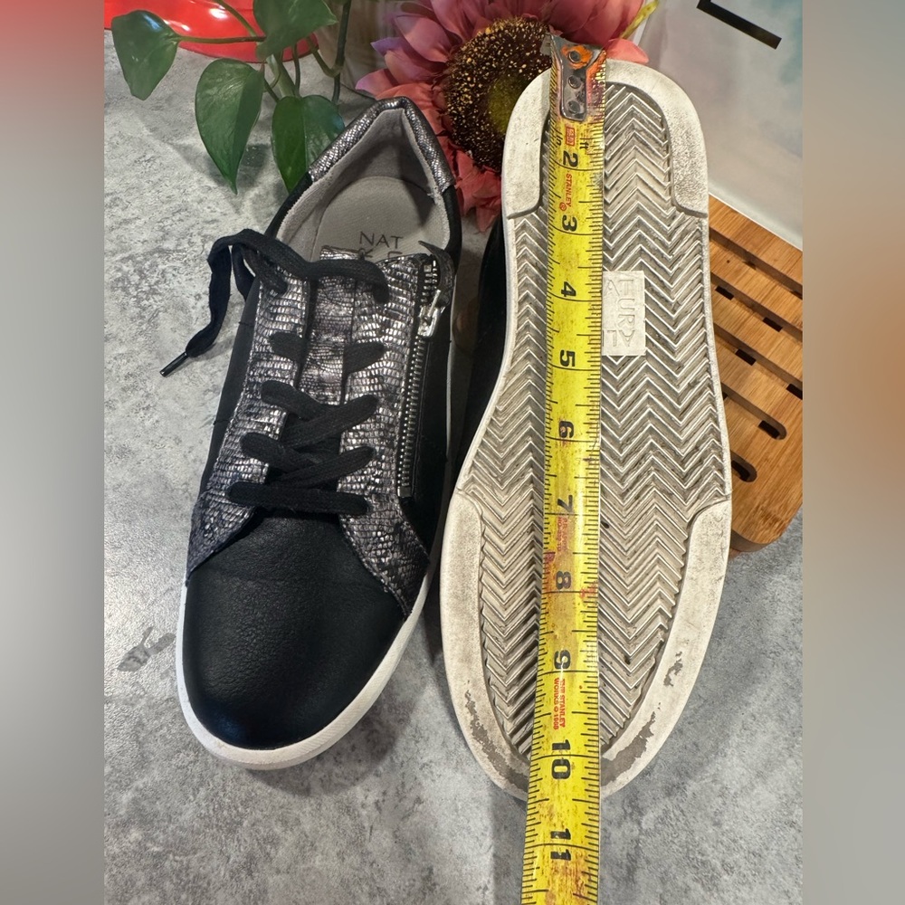 Naturalizer Karine Women Fashion Sneakers Black Size 9.5 - Picture 8 of 8